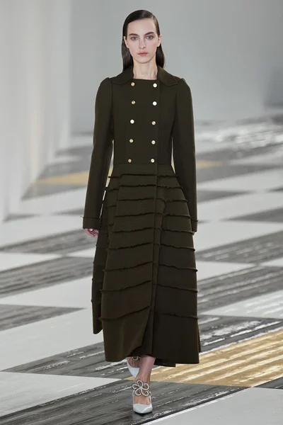 Look 22